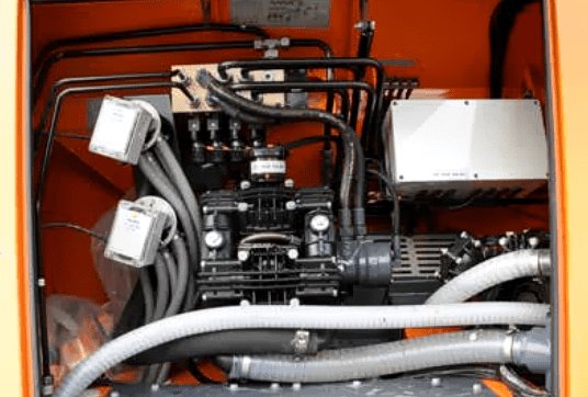 Моторный отсек разбрасывателя Epoke Sirius Combi AST